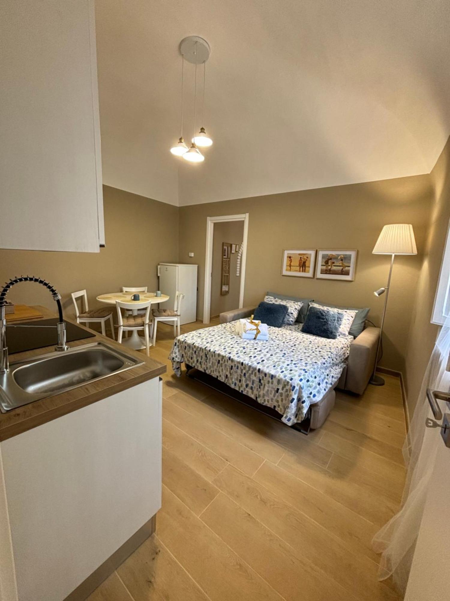 Casa Vacanze La Donna Di Cuori فولتيرا المظهر الخارجي الصورة